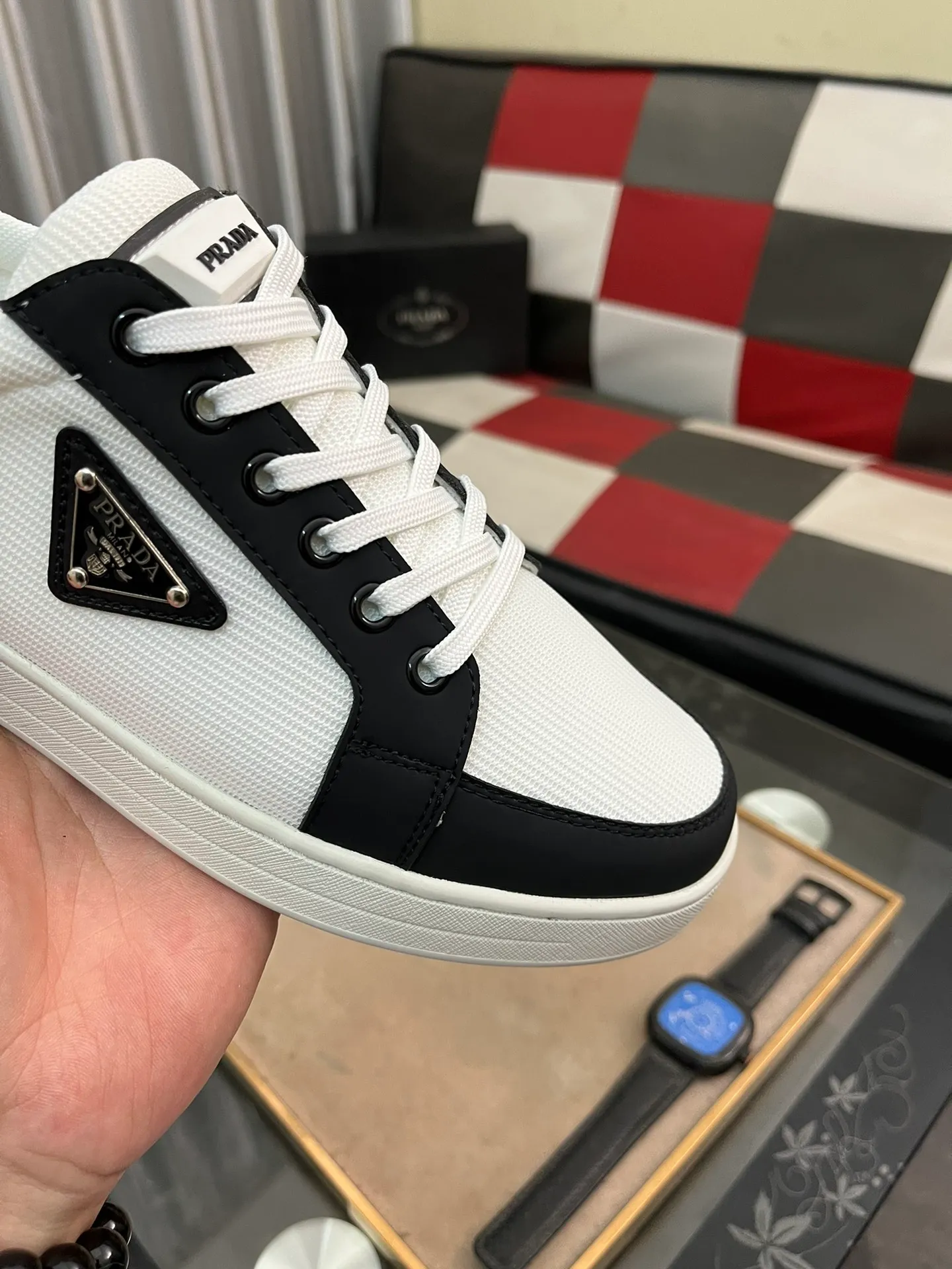 Men's shoes 💰420⌚️⌚️【PRADA】Prada - High-end quality casual sports shoes - Upper: calf leather shoe body with branded metal fasteners, - Inner lining: breathable leather lining - Outsole: ultra-light TPU foam·rubber; molded outsole -Super high quality control·Fine workmanship: highlighted (high-end·luxury·grade) -Size: 38-443️⃣Colors available
